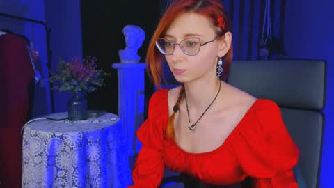 Orianna -  Hi Im into geek culture cosplay crafting LARP games. Shall we play DnD online show from 11, 12, 2024
