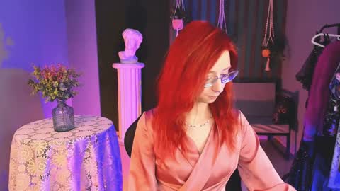 Orianna -  Hi Im into geek culture cosplay crafting LARP games. Shall we play DnD online show from 13, 1, 2025