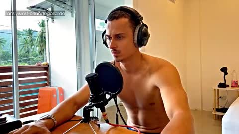 Fansly and Instagram -  online show from 12, 11, 2025