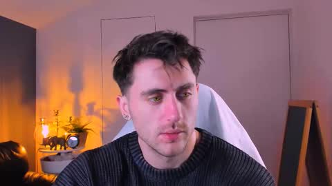 Snapshot of oscar_miller_ chatting on 16, 11, 2025 Oscar online show from 16, 11, 2025