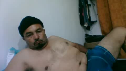oscarjhe3512 online show from 17, 5, 2026