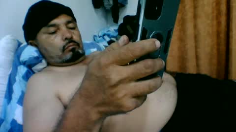 oscarjhe3512 online show from 14, 6, 2026