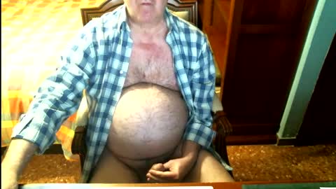 Snapshot of oscarw chatting on 14, 2, 2025 Oscar online show from 14, 2, 2025