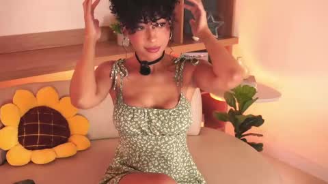 Snapshot of oshun_25 chatting on 21, 5, 2026 Oshun online show from 21, 5, 2026