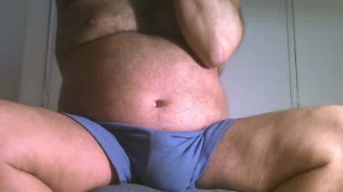 Oso Licencioso online show from 2, 3, 2025