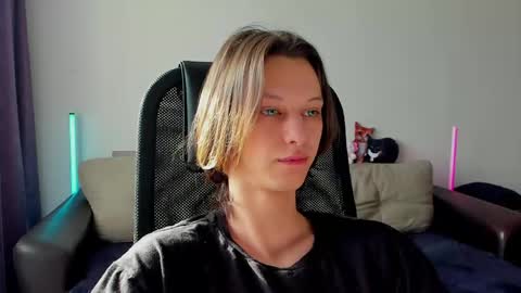 Ostin online show from 21, 4, 2026