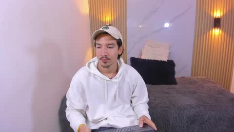 Otto Andrew online show from 23, 4, 2026