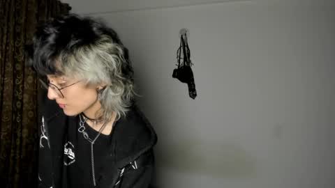 Otto 3 online show from 21, 2, 2025