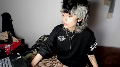 Otto 3 online show from 27, 2, 2025