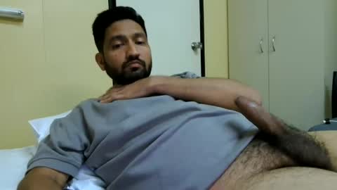 outdoornakedguy11_007 online show from 22, 7, 2026