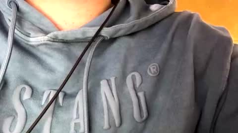 outflayd online show from 26, 11, 2025