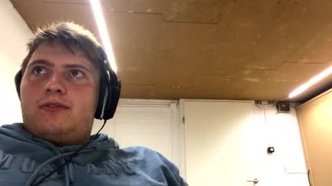 outflayd online show from 26, 11, 2025