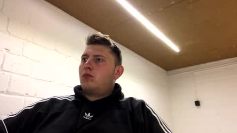 outflayd online show from 28, 3, 2026