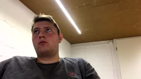 outflayd online show from 19, 4, 2026