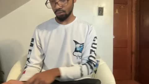 Snapshot of outofhisleague_ chatting on 16, 9, 2025 outofhisleague_ online show from 16, 9, 2025