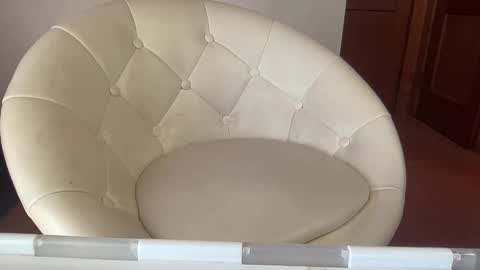 Snapshot of outofhisleague_ chatting on 19, 11, 2025 outofhisleague_ online show from 19, 11, 2025