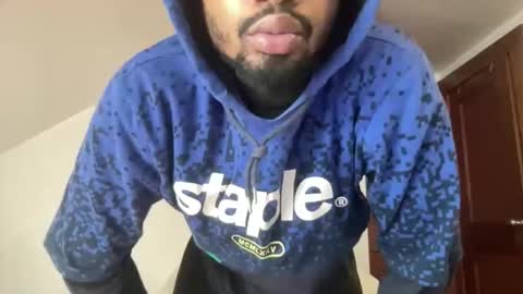 Snapshot of outofhisleague_ chatting on 1, 12, 2025 outofhisleague_ online show from 1, 12, 2025