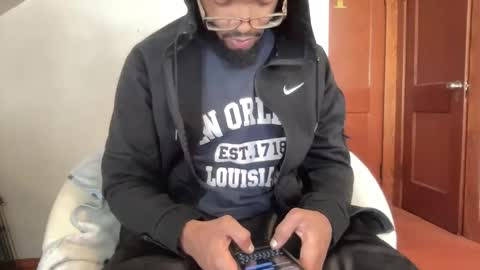 Snapshot of outofhisleague_ chatting on 26, 2, 2026 outofhisleague_ online show from 26, 2, 2026