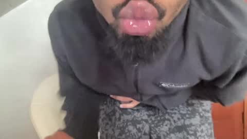 outofhisleague_ online show from 28, 4, 2026