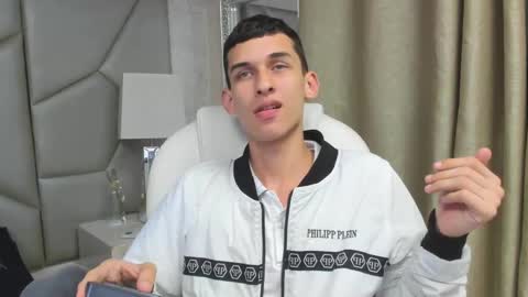 owen_stone1 online show from 11, 3, 2025