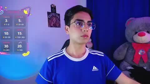 Owen  Independent model  online show from 28, 7, 2026