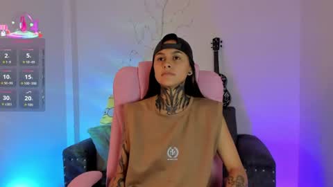 Owen foxx online show from 24, 7, 2026