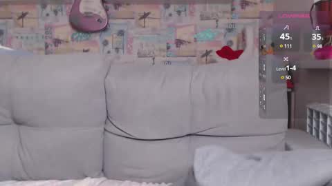 Snapshot of oxmikexo chatting on 18, 12, 2024 Mike online show from 18, 12, 2024