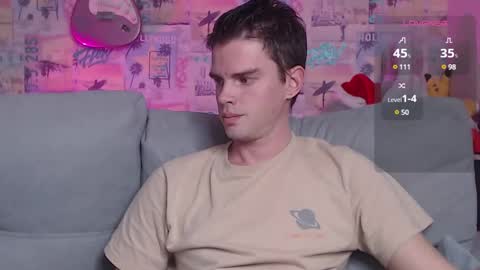 Snapshot of oxmikexo chatting on 31, 12, 2024 Mike online show from 31, 12, 2024