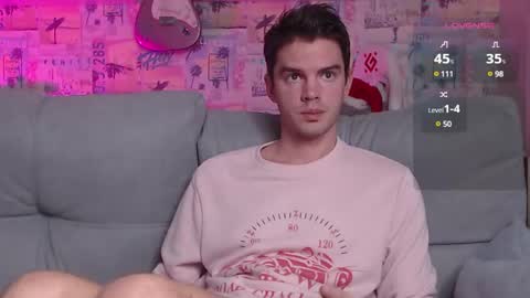 Snapshot of oxmikexo chatting on 2, 1, 2025 Mike online show from 2, 1, 2025