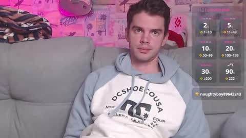 Snapshot of oxmikexo chatting on 5, 1, 2025 Mike online show from 5, 1, 2025