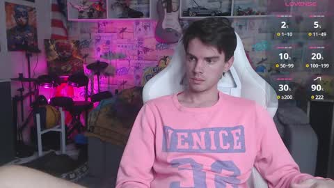 Snapshot of oxmikexo chatting on 1, 3, 2025 Mike online show from 1, 3, 2025