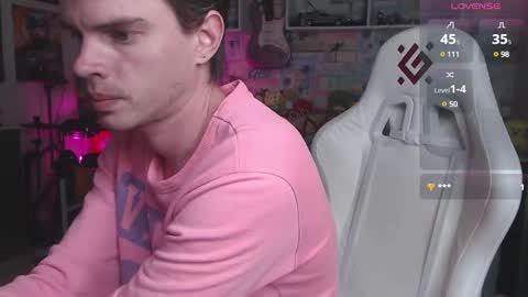 Snapshot of oxmikexo chatting on 1, 3, 2025 Mike online show from 1, 3, 2025