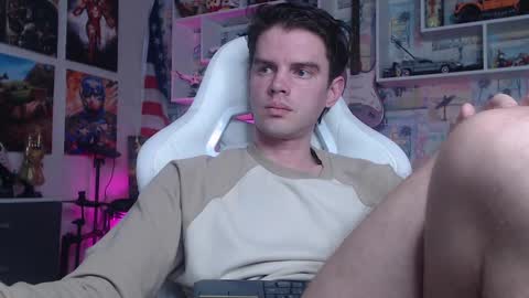 Snapshot of oxmikexo chatting on 7, 3, 2025 Mike online show from 7, 3, 2025