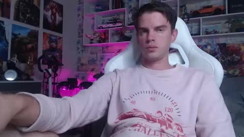 Snapshot of oxmikexo chatting on 30, 9, 2025 Mike online show from 30, 9, 2025