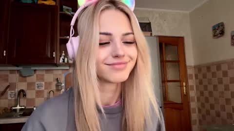 Snapshot of ozellagranville chatting on 8, 3, 2026 Eva online show from 8, 3, 2026