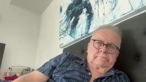 Snapshot of ozhairybearxxxx chatting on 18, 2, 2026 ozhairybearxxxx online show from 18, 2, 2026