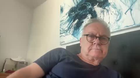 Snapshot of ozhairybearxxxx chatting on 13, 4, 2026 ozhairybearxxxx online show from 13, 4, 2026