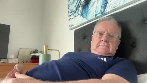 Snapshot of ozhairybearxxxx chatting on 14, 5, 2026 ozhairybearxxxx online show from 14, 5, 2026