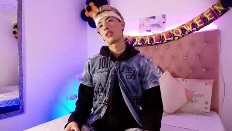 Snapshot of ozorio_dany chatting on 15, 10, 2025 Dany Ozorio online show from 15, 10, 2025