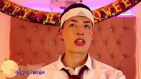 Snapshot of ozorio_dany chatting on 31, 10, 2025 Dany Ozorio online show from 31, 10, 2025