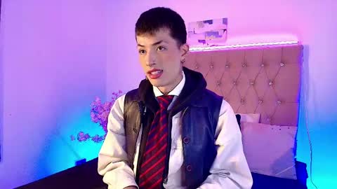 Snapshot of ozorio_dany chatting on 6, 11, 2025 Dany Ozorio online show from 6, 11, 2025