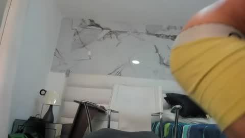 ozuna_hot_ online show from 7, 7, 2026