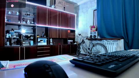 Ella online show from 21, 1, 2025