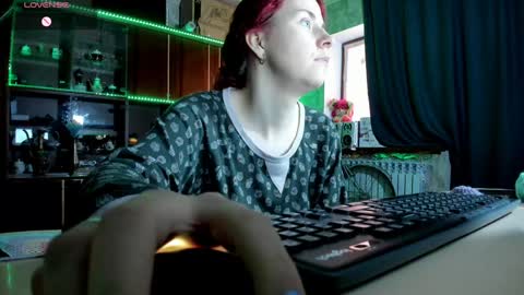 Ella online show from 24, 1, 2025