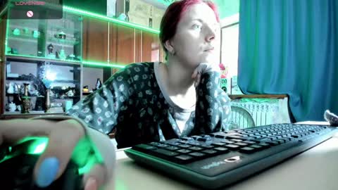 Ella online show from 24, 1, 2025