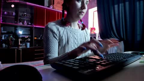 Ella online show from 29, 1, 2025