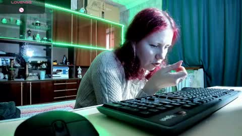 Ella online show from 2, 2, 2025