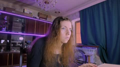 Ella online show from 30, 5, 2026