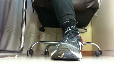 Snapshot of pablomenesssl chatting on 11, 3, 2025 Pablo Meness online show from 11, 3, 2025