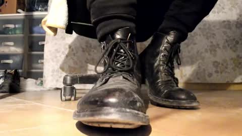 Snapshot of pablomenesssl chatting on 4, 12, 2025 Pablo Meness online show from 4, 12, 2025